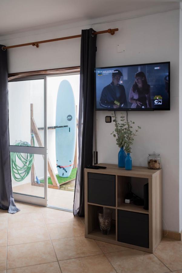 Baleal Surf Emotions Hostel ภายนอก รูปภาพ