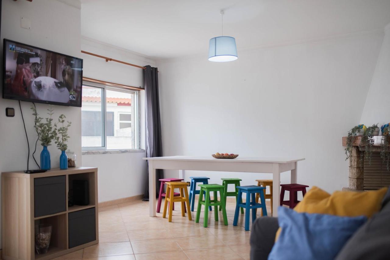Baleal Surf Emotions Hostel ภายนอก รูปภาพ