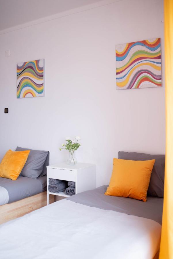 Baleal Surf Emotions Hostel ภายนอก รูปภาพ