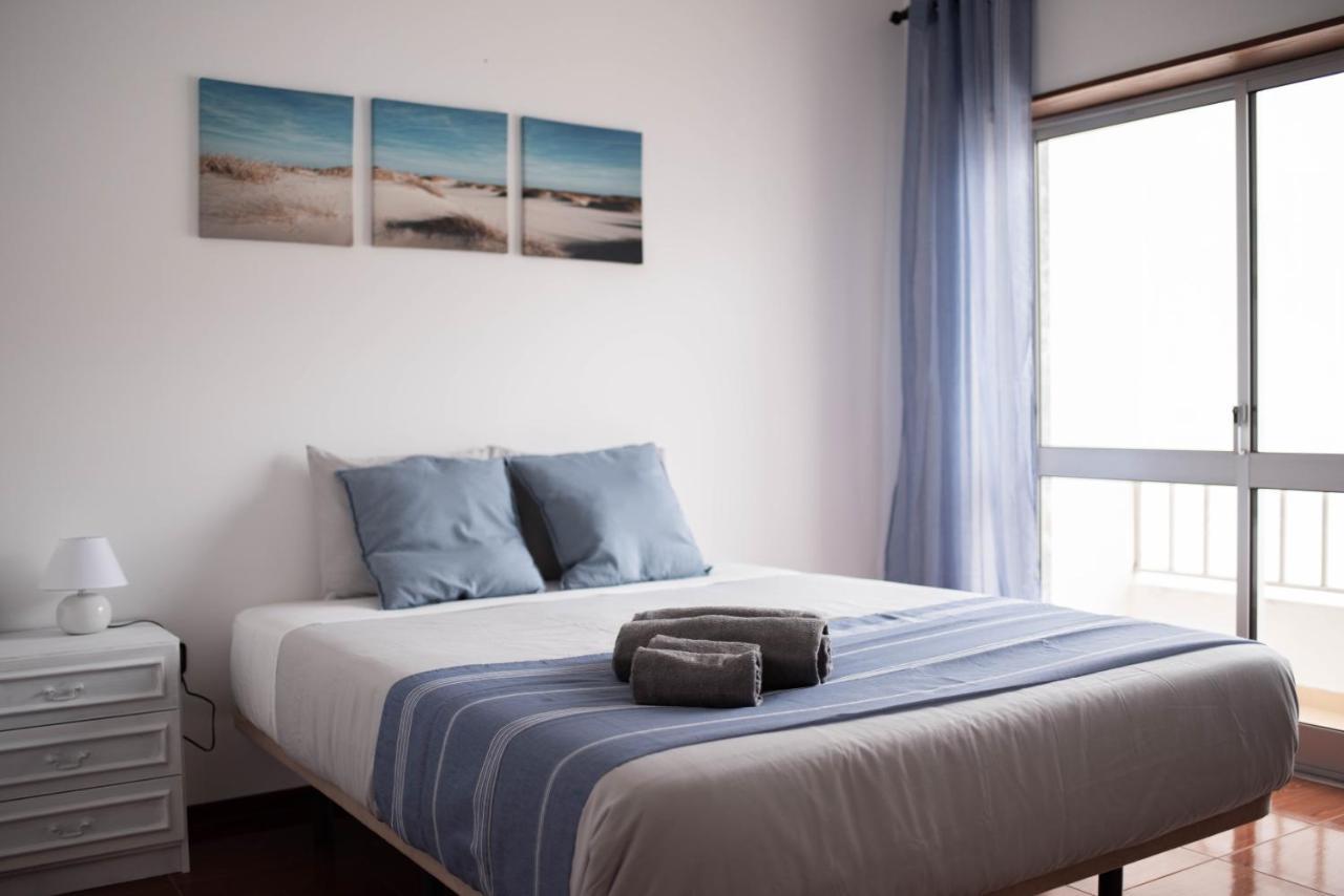 Baleal Surf Emotions Hostel ภายนอก รูปภาพ