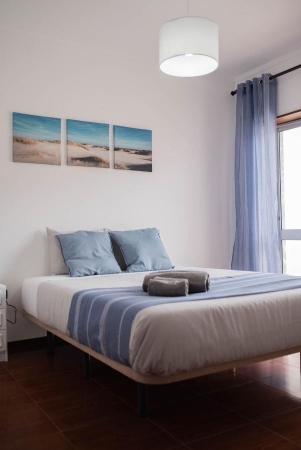 Baleal Surf Emotions Hostel ภายนอก รูปภาพ