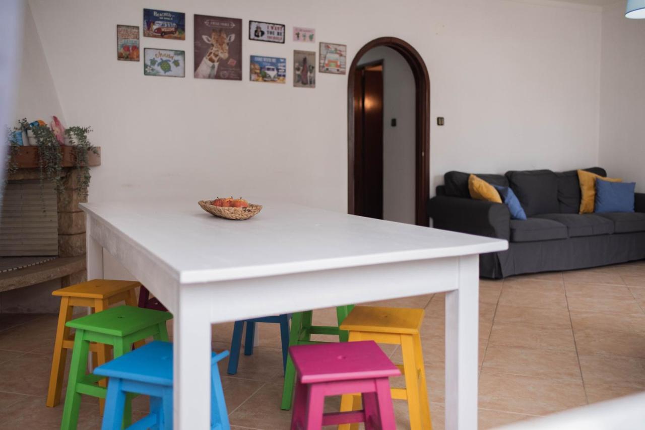 Baleal Surf Emotions Hostel ภายนอก รูปภาพ